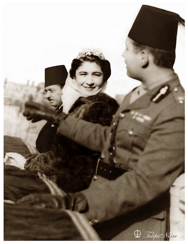 صور نادرة لزواج الملك فاروق من الملكة فريدة